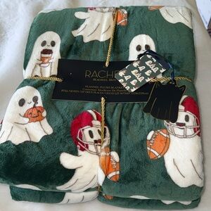 NWT Rachel Roy Football Ghosts Plush Blanket